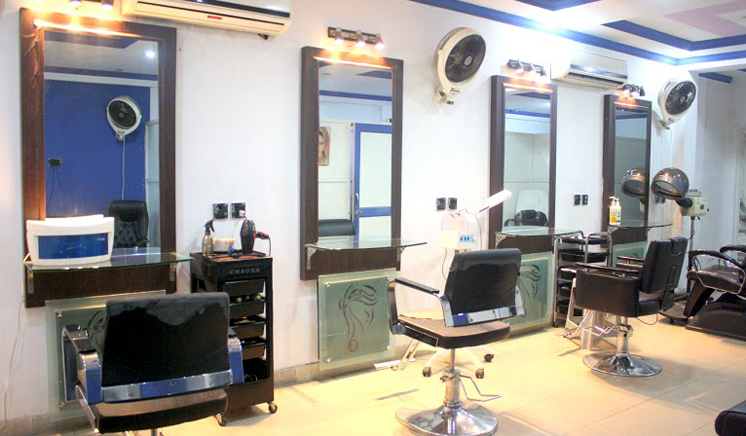 24 Karat Super Gold Facial + Herbal Skin Polisher + Gold Mask + Whitening Manicure + Whitening Pedicure + Spa Hands and Feet Massage + Head, Neck and Shoulders Massage at Blue Scissor Salon & Studio Wapda Town Lahore.