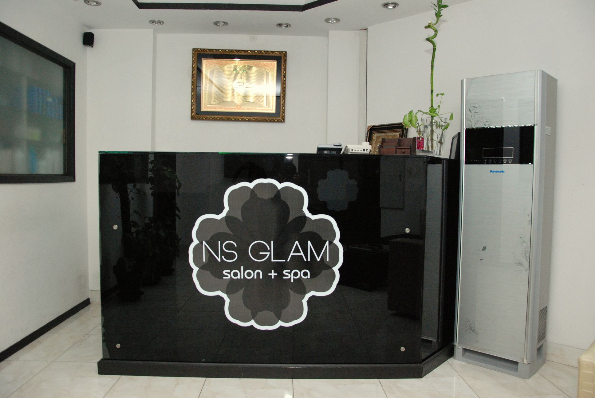 Janssen Facial + Whitening Polisher + Whitening Mask + Whitening Mani & Pedi (Polisher Included) + Eyebrows & Upperlips + Hair Trim Or Hair Treatment at NS Spa and Salon, MM Alam Rd, Gulberg  III, Lahore.