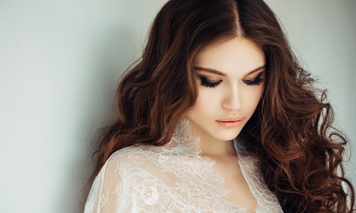 67% off, Rs 1499 only for Dermacos Whitening Facial + Whitening Polisher & Skin Glow + Whitening Manicure + Whitening Pedicure + Hand and Feet massage + Neck and Shoulder massage + Threading (Eyebrows and Upper Lips) by Avalon Beauty Lounge, DHA Lahore.