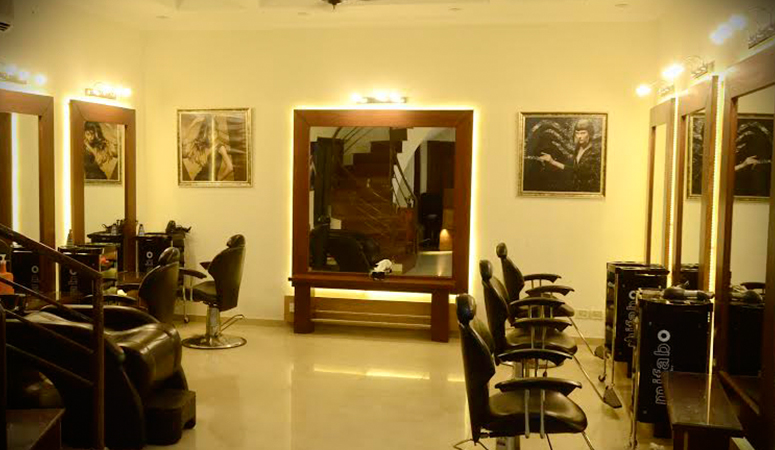 For new fresh hair! 63% OFF, Rs 4999 Only for Highlights/Lowlights /OmbrÃ©/SombrÃ© + Full Hair Dye + Haircut with Hair Wash + Deep Conditioning Hair Protein Treatment or Shine Booster Hair Treatment + Blow Dry + Head & Shoulders Massage + Hands & Feet Massage + Threading (Eyebrows & Upper Lip) By Saba Bridal Salon & Spa, Lahore.
