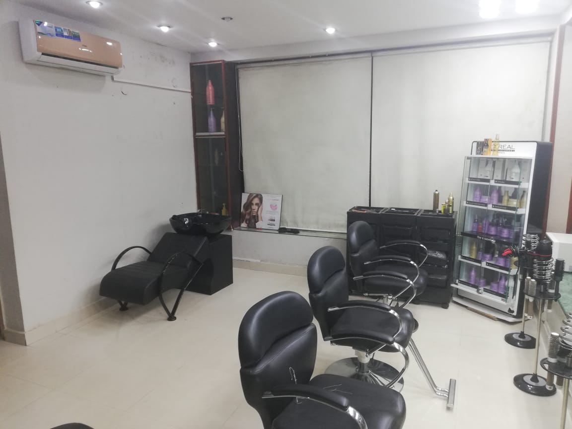 Gold-Facial + Whitening Skin Polisher + Whitening Manicure + Whitening Pedicure with Polisher + Hand and Feet massage + Neck and Shoulder Massage + Hot Oil Head Massage + Threading (Eye brow + Upper lips) at Nayab Khan Make up Studio, Salon & Spa Faisal Town Lahore.