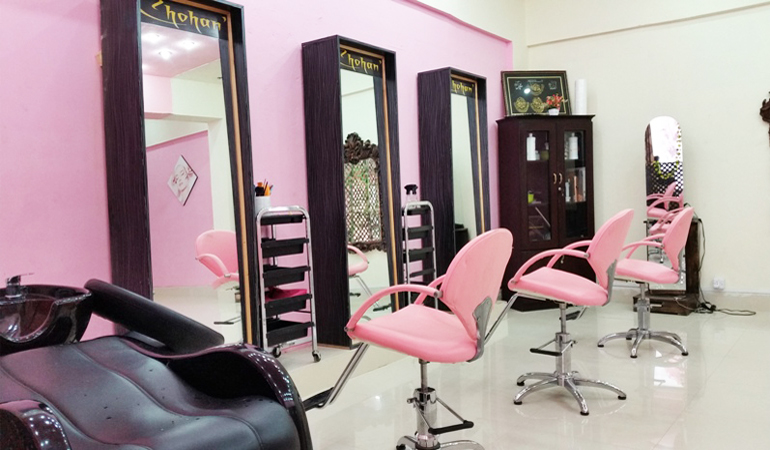 Full body waxing + manicure + pedicure + nail paint + uperlips eyebrow Threading from The Makeover Studio by Javeria Siddique, ittehad commercial, DHA phase 6 Karachi.