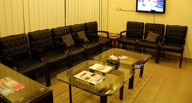 64% off Rs 3500 only for Scaling + Polishing + Consultation by Taimoors Dental & Health Care, DHA, Lahore and Rawalpindi Cantt.