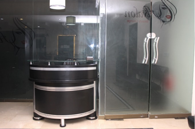 Party Makeup + Hair Style + Eye Lashes + Nail Color + Dupatta Setting by Avalon Beauty Lounge, Phase II DHA Lahore. 