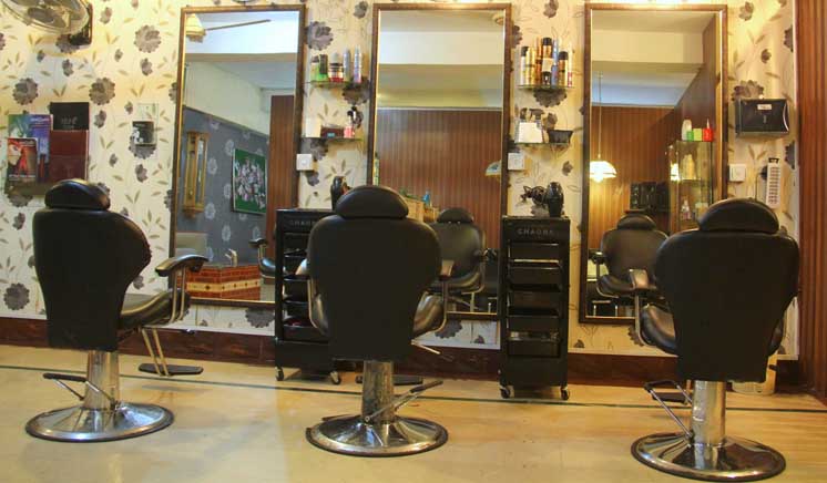 Full Body Polisher + Full Body Scrub + Derma Clear Faicial/Postquam Faicial + Face Polisher + Back & Neck Polisher + Full Arms & Feet Polisher + Spa Manicure & Pedicure + Back & Shoulder Massage + Hair Protein Treatment or Hair Cut and Wash + Eyebrows & Upper Lips Threading at Beautylicious the Salon DHA Phase 2 Lahore.