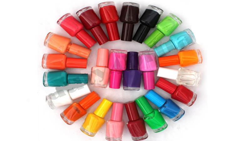 Pack of 24 Branded Nail Polishes for Her