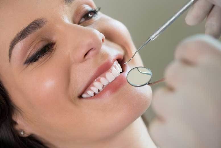 Beautiful Smile! Get Dental Scaling + Dental Polishing + Oral Hygienic Brushing Techniques + Fluoride Filling + Consultation From The Smile Studio Y Block DHA, Lahore.